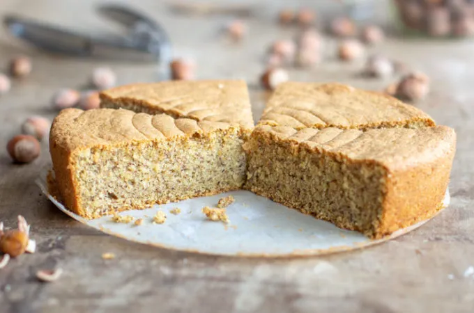Gâteau noisette : la recette précise et la technique qui assure un cœur moelleux